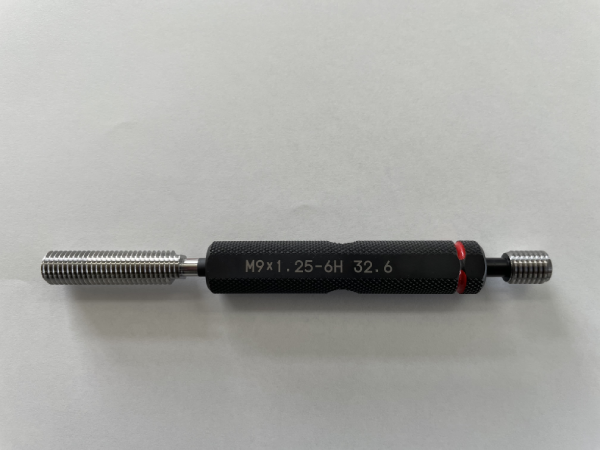 INSIZE 4130-24 メートルねじプラグゲージ、M24 x mm